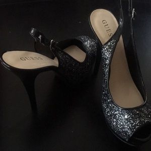 Guess "Glenisa3" Black-Silver platform heels - NWT